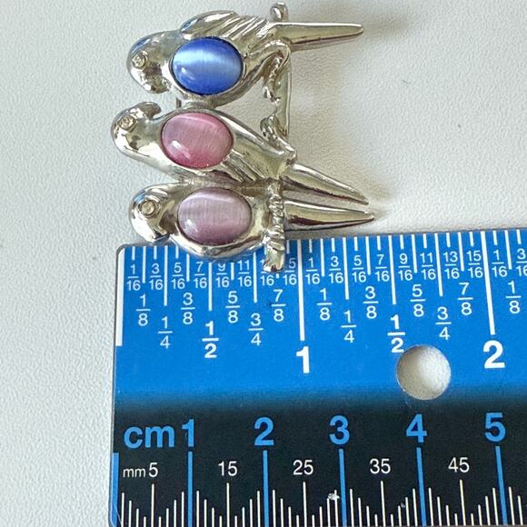 Vtg Three Perched Birds Brooch Silver-Tone Jelly Belly Moonglow 1.5" x 1.5" - Picture 3 of 5
